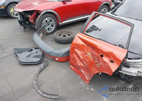 2016 Toyota Rav4 Le z USA, uszkodzony, nr VIN 2T3ZFREV5GW280566